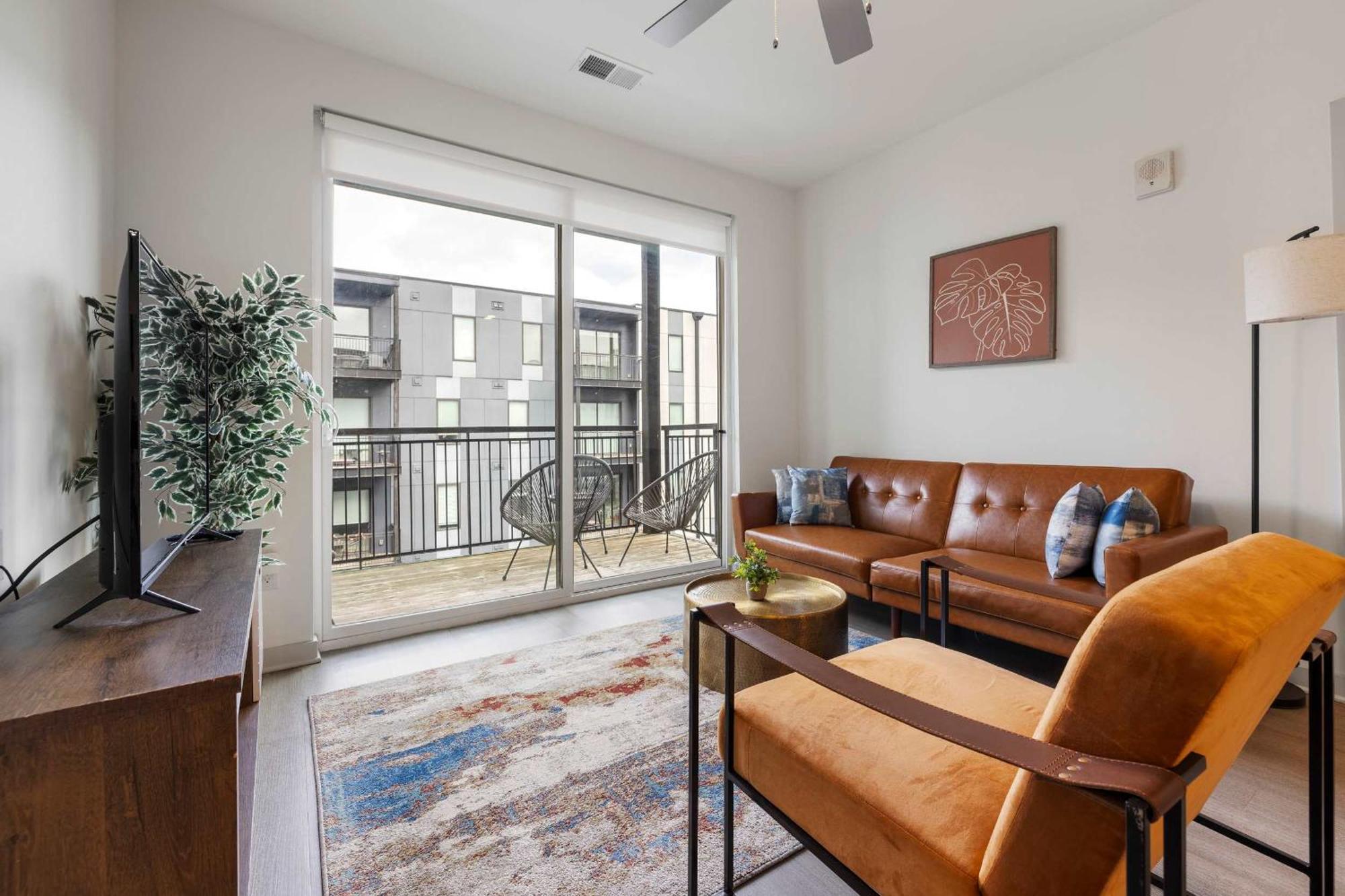 Modern Nulu 2br Cozysuites 09 Louisville
