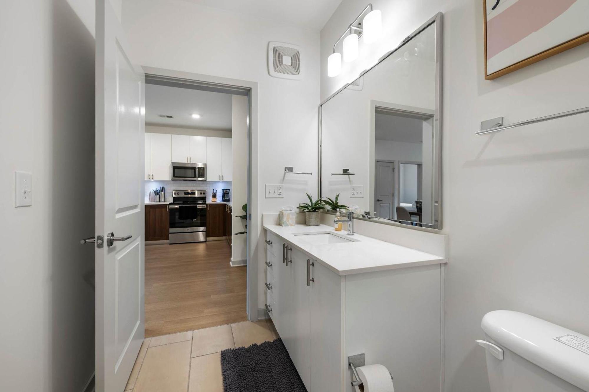 Modern Nulu 2br Cozysuites 09 Apartment *